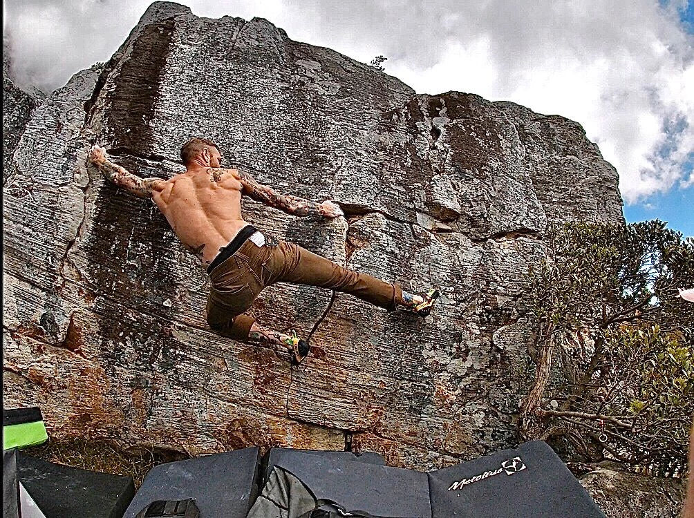 Bouldering @ CBD Lights