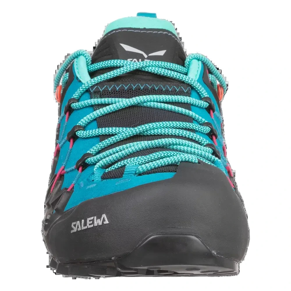A pair of Salewa Wildfire Edge Approach Shoes for women with blue and black colors and lace-up closure.